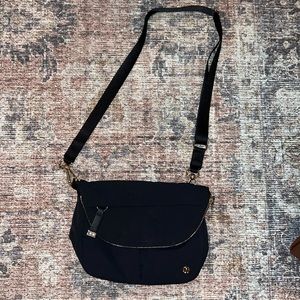 Women lululemon all night festival bag